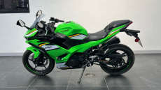 Kawasaki Ninja EX500JSFAN (25MY)